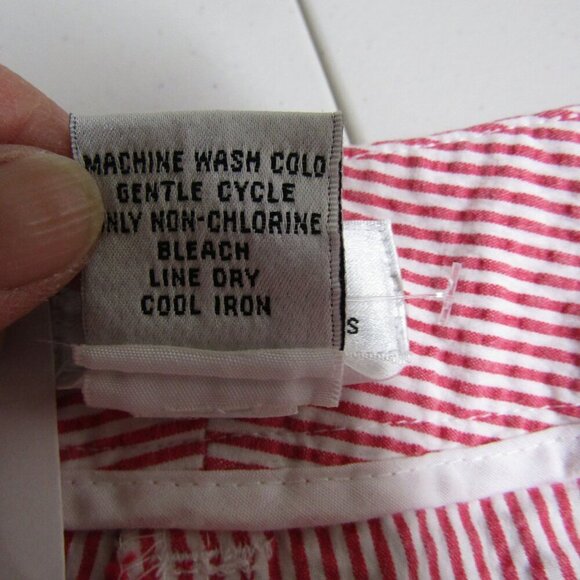 TALBOTS NWOT Pink Stripe SEERSUCKER 24W petite Beach Coastal Cruise Shorts - Picture 6 of 7